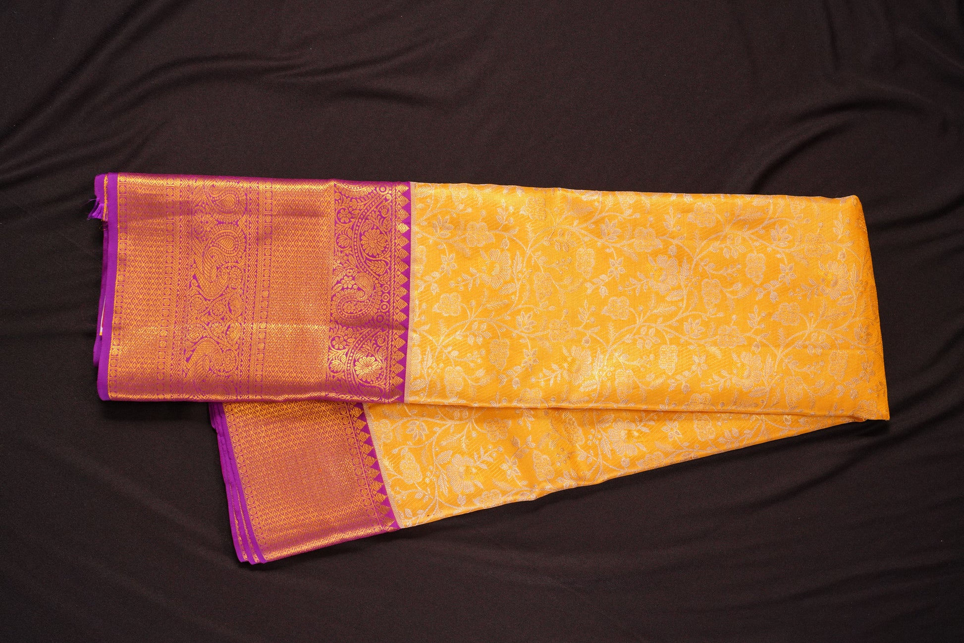 "Lightweight Pure Gold Zari Kanchi Pattu Saree – Gold with Purple Designer Contrast Border + Tissue Blouse (Bridal/Reception)
